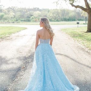 sherri hill prom dress